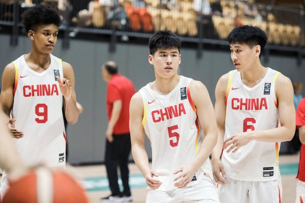 探长：陈家政不是全队天赋最高但却是最稳的球员 在CBA也有即