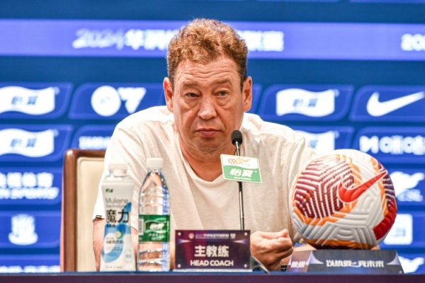 斯卢茨基：明天赛事  的重要性不言而喻 阿苏埃已经做好了出场