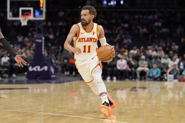 特雷-杨：有天赋的年轻人该努力去冲击NBA 而不是留在大学拿