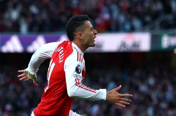 詹俊：阿森纳阵形    深度的优势再度体现，他们可以保持多线