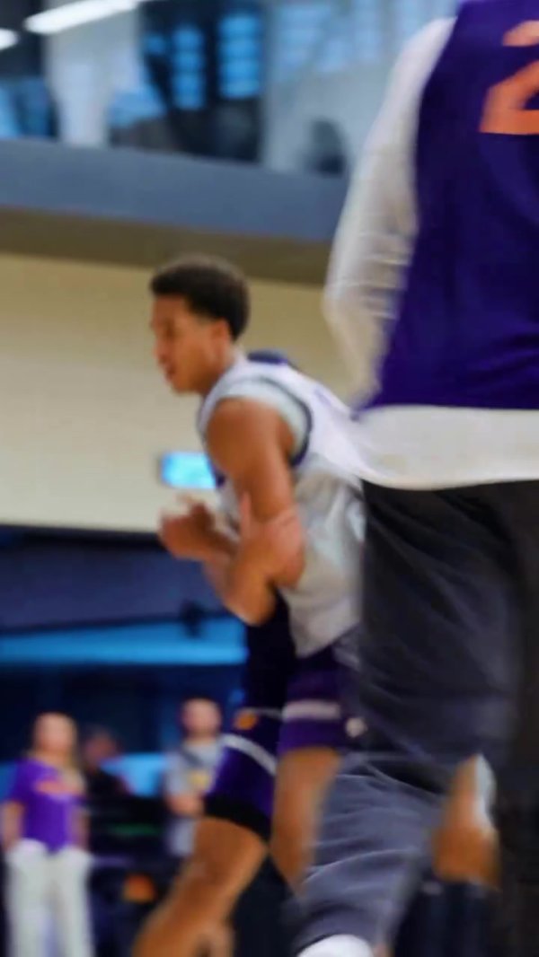 😤继续强硬人设！狄龙在练习  营疯狂给太阳新队友上剧烈  身