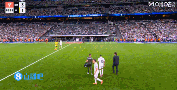 记者：姆巴佩右脚踝轻微关节扭伤  ，马斯坦托诺腿后肌轻微疲惫