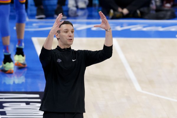 戴格诺特谈季前赛：对所有上场的球员来说是一次很好的成长机会