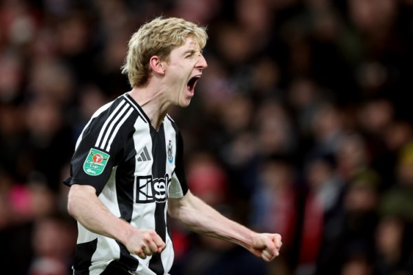 戈登：拉什福德的心态难以置信并值得很多称赞 我向凯恩请教顶球