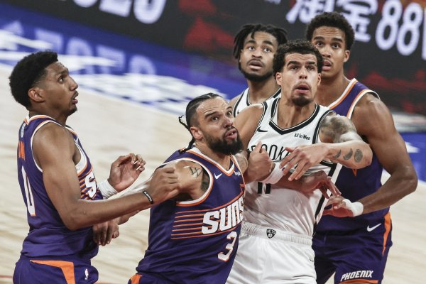 话题制造机！狄龙两节半领到6犯毕业 全场9中4拿到12分2板