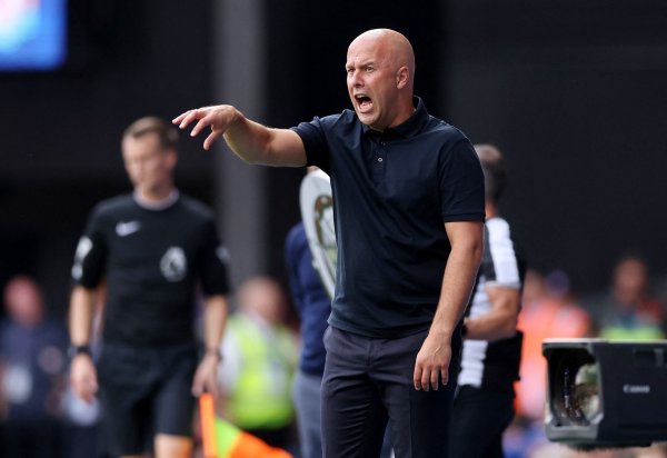 斯洛特：伊萨克还需要时间 之后有重要赛事  需要利用好阵形