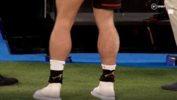 🦵🏻格拉利什：我的小腿天生又粗又壮，真没特意练过