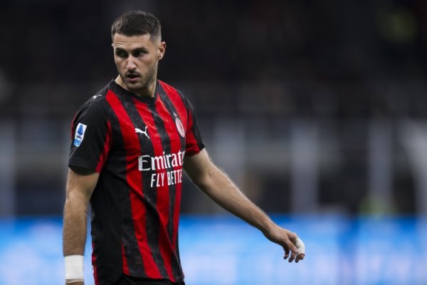 还得练！米兰主力前场球员S-希门尼斯9场意甲0球，21次射球