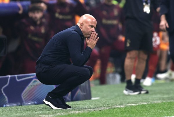 英超主帅下课赔率：斯洛特5/2升至次席，阿莫林20/1并列第