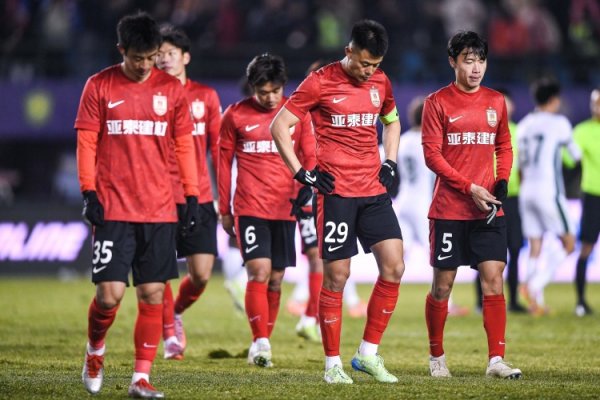 降级背后的无奈！古代足球    报：亚泰资金链彻底断裂，依赖