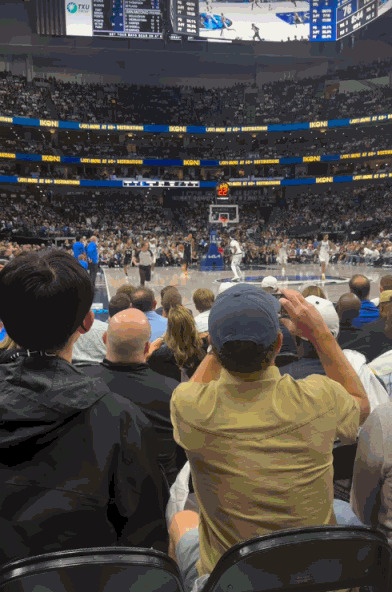 防不了一点！文班后场一条龙连续控运转向  碾着防卫  左手隔